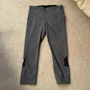 Lululemon Inspire Crop Leggings - Size 6